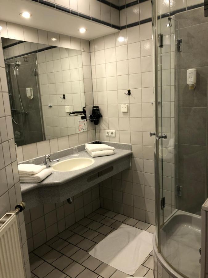 Hotel Restaurant Zum Neuling Bochum Extérieur photo